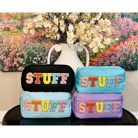 Adorable baby blue accessories pouch w/ colorful “STUFF” letter patches - Picture 1 of 3